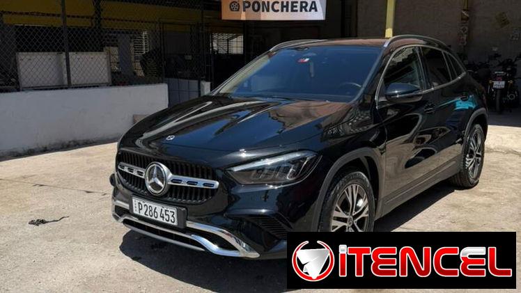 MERCEDES-BENZ GLA 200 (2024) | Luxury Edition