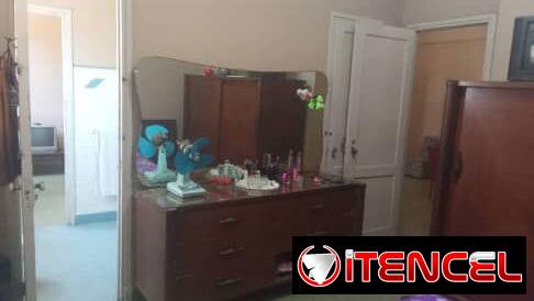 buena oferta se vende apto capitalista Garaje 2/4 en 23 y 10 VER DENTRO