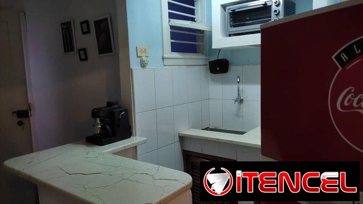 Alquiler de apartamento en el vedado  1 CUARTO CLIMATIZADO 25 USD DIARIO CON TODAS SUS COMODIDADES 52831654