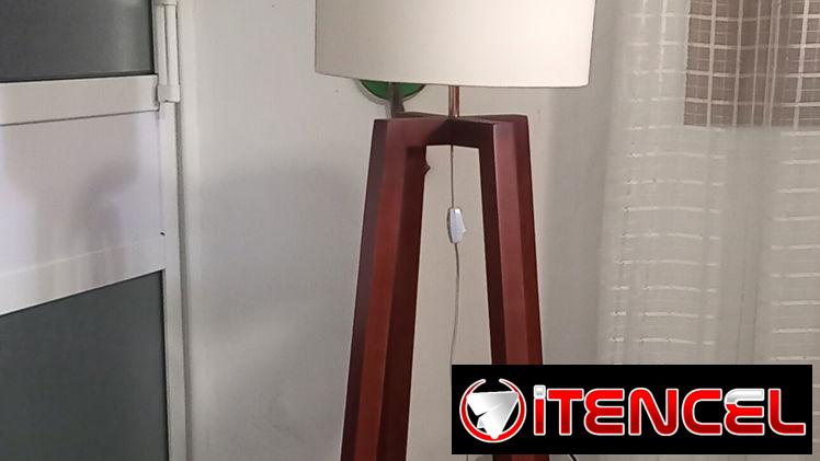 Lámpara de pie o piso
