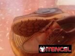 Zapatos deportivos de piel y forrados en piel. Todo cuero con suelas de goma españolas. (# 41-42) (8). Jaimanitas,playa.