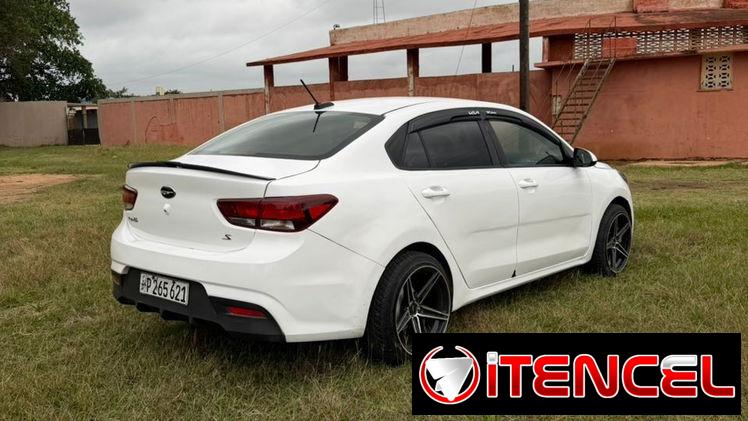 Vendo o vendo o negocio Kia Río, 2019 carro impecable