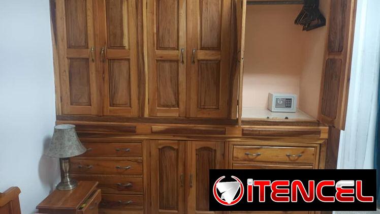 SE RENTA APTO PRIVADO DE UNA HABITACIÓN POR 25 Y MALECON EN CENTRO HABANA. 54026428