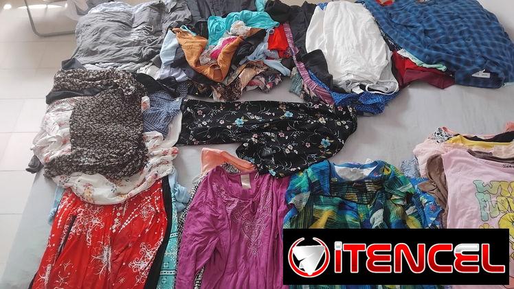 En venta ropa de mujer nueva y de uso en el Vedado