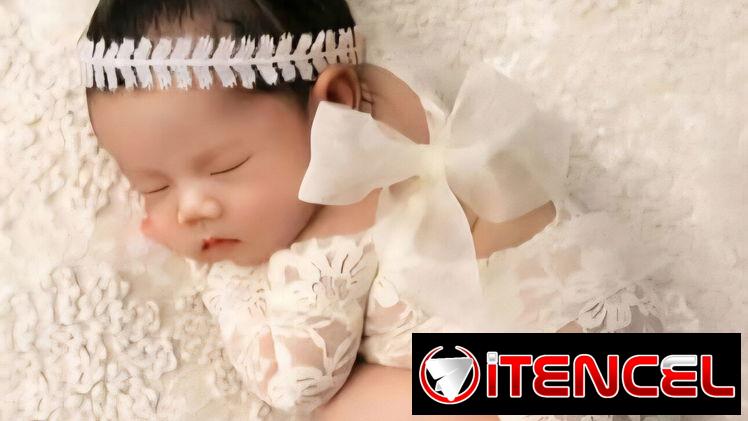 Todo para las fotos de tu bebé  Juego de ángel rosado 3000cup Vestido de margaritas con cintillo 5000cup Monito de encaj
