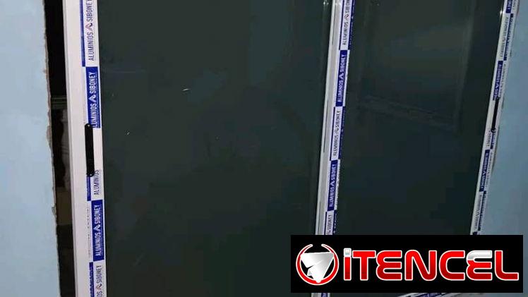 TODO EN MARQUETERIA DE ALUMINIO