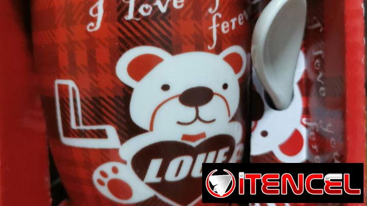 Tazas individuales.   1 taza con su cucharas