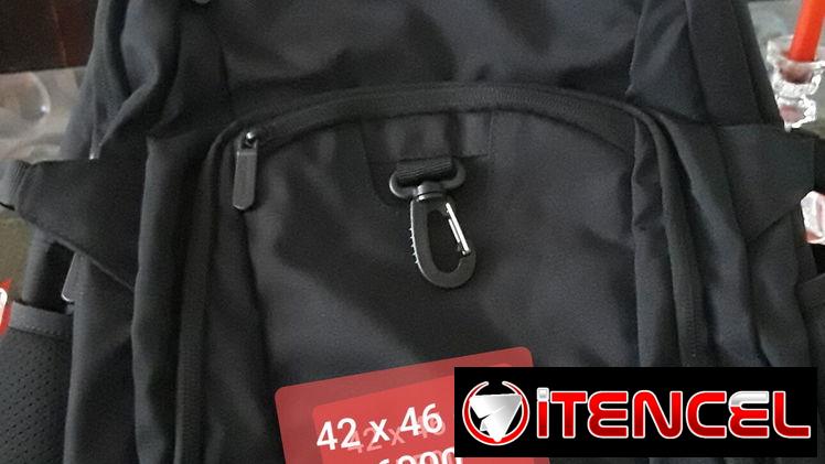 Mochilas y bolsos, ver fotos para precios, tamaños