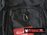 Mochilas y bolsos j