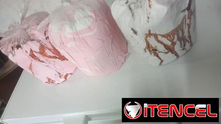 Tinas de helado marca niña bonita y coopelia