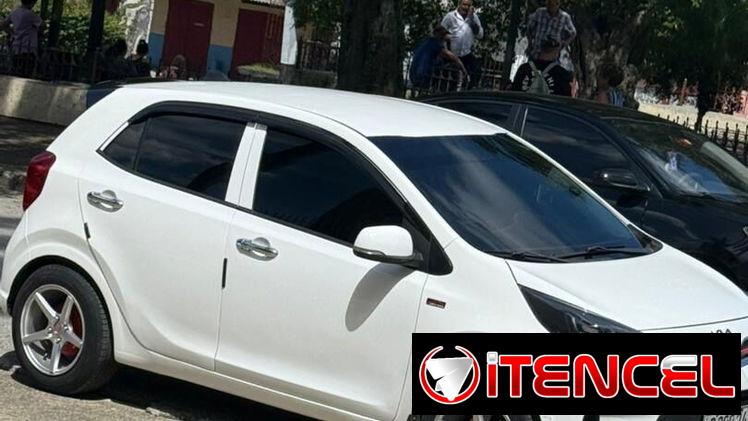 Vendo o negocio kia picanto del 2017 hecho 2020