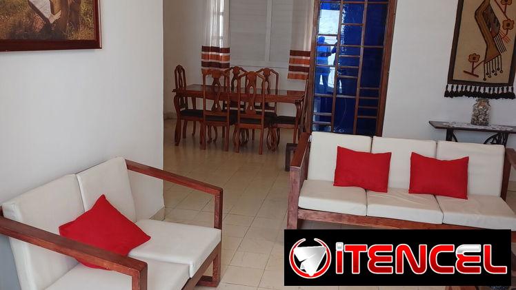 Alquilo apto de 2 habitaciones parte de arriba de un biplanta. Miramar