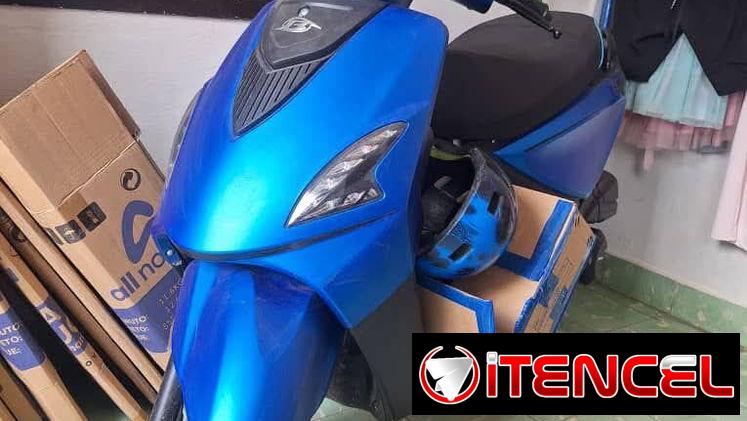 Moto 1500 cc 4 tiempos de muy poco uso