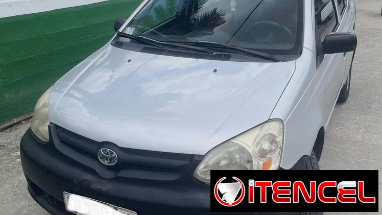 Vendo Toyota Yaris 2003-05