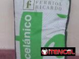Cemento cola blanco y gris