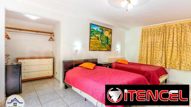 Renta de casa con piscina
