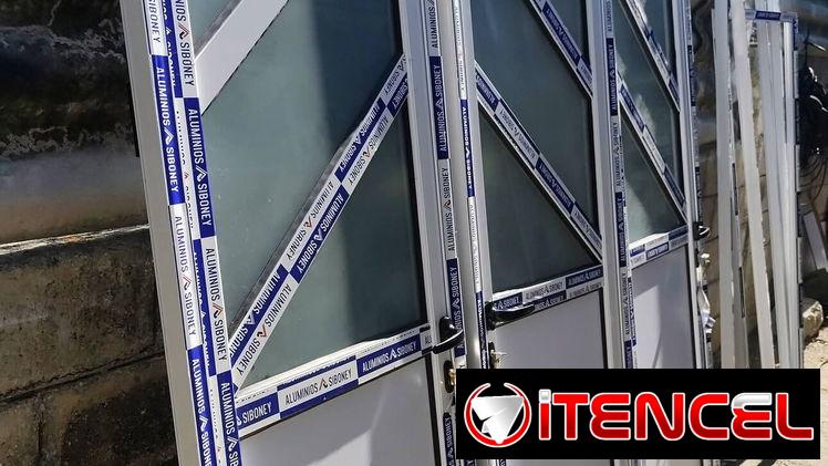 Le ofrecemos lo que usted necesita para cambiar  el diseño de su hogar o su negocio Trabajos de carpintería de aluminio