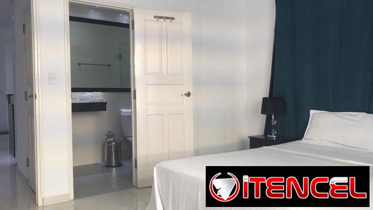 🌇 Apartamento Independiente con Vista al Malecón – Vedado REF 1355