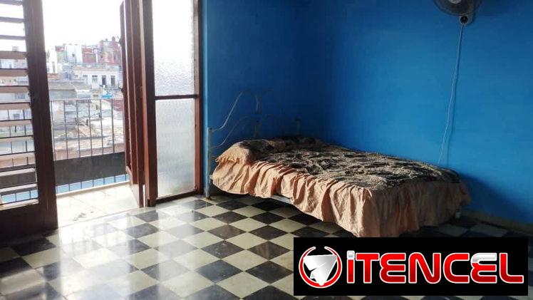 🚿 Apartamento en Centro Habana de 2 Habitaciones con Balcón Con Todas las Comodidades REF 1460
