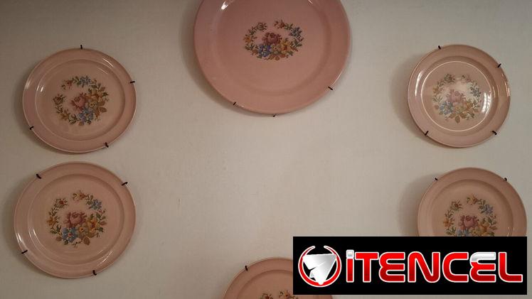 Juego de platos de la marca Taylor, Smith & Taylor de la línea Lu-Ray Pastels del año 39