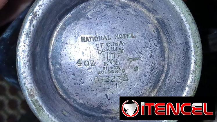 Salsera Norteamérica perteneciente a la vajilla del Hotel Nacional de Cuba
