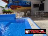 Casa  con piscina con chorro iluminado a 4 cuadras del mar ,playa de Guanabo en RENTA,  3 habitaciones +53 52463651 ,S