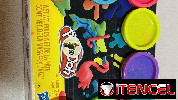 Juguetes nuevos y de uso para niños