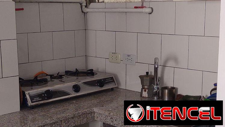Renta lineal , Jovellar, apto 1er piso, balcón a la calle, para 1 o 2 personas,con 1 habit climatizada
