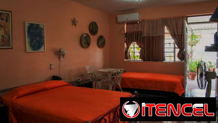RENTO LINDO APTO INDEP.DE UNA HAB. EN EL CORAZON DEL VEDADO -tel. 53864035