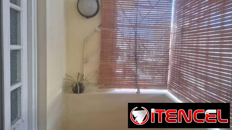 En venta apartamento en altos, 3 cuartos, 3 baños, no se va la corriente, wifi las 24 horas.
