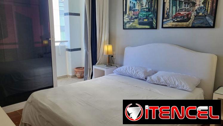 📲RENTA de Penthouse de LUJO en el Vedado!!!
