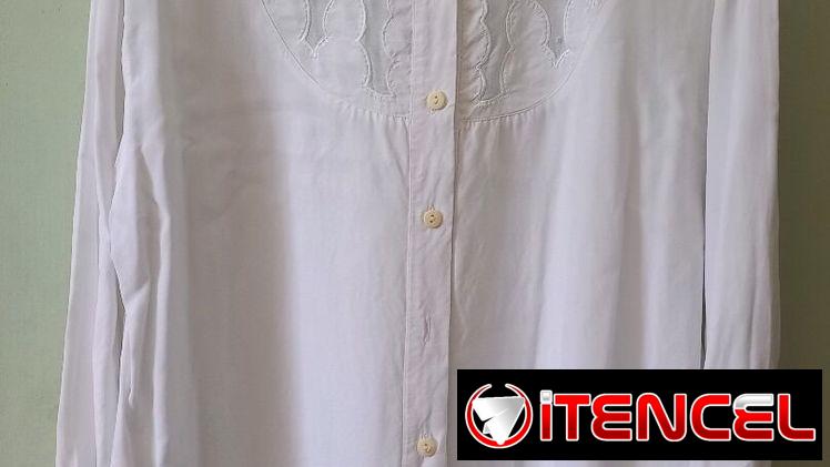 Blusas blancas, diferentes modelos