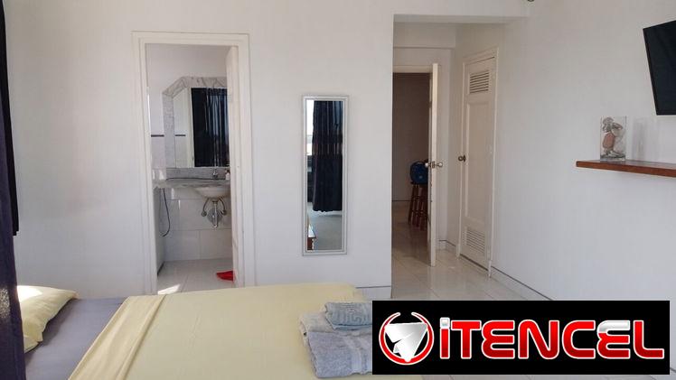 Renta de apartamento independiente vista al mar 1 habitación Vedado