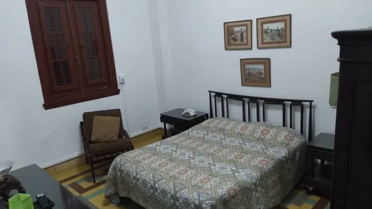 Casas Habana apartamento en el Vedado 4 cuartos 2 baños por línea y L,con garaje