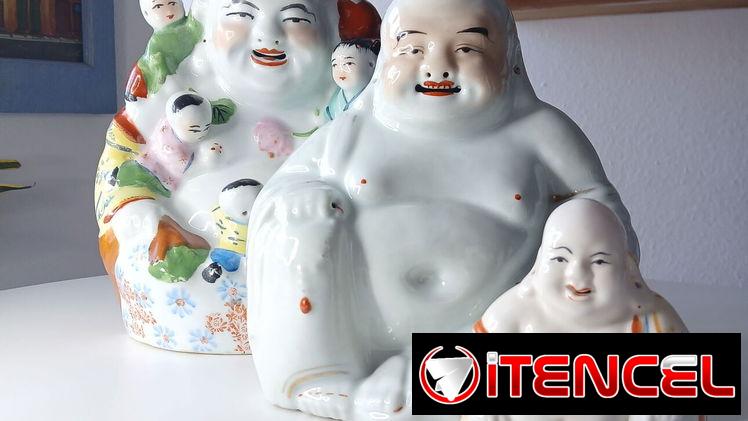 Juego de 3 piezas de Porcelana china – Budas de diferentes tamaños. Oferta si compra el lote completo