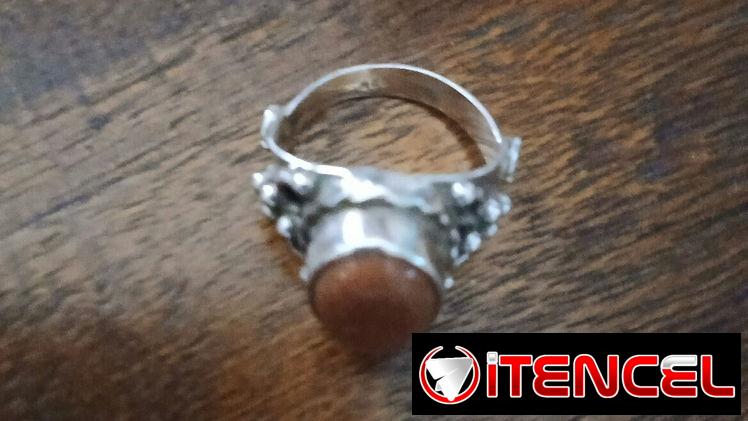 Vendo anillo de plata cifrado con piedra venturina