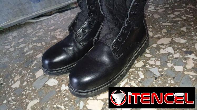 Se venden botas tácticas