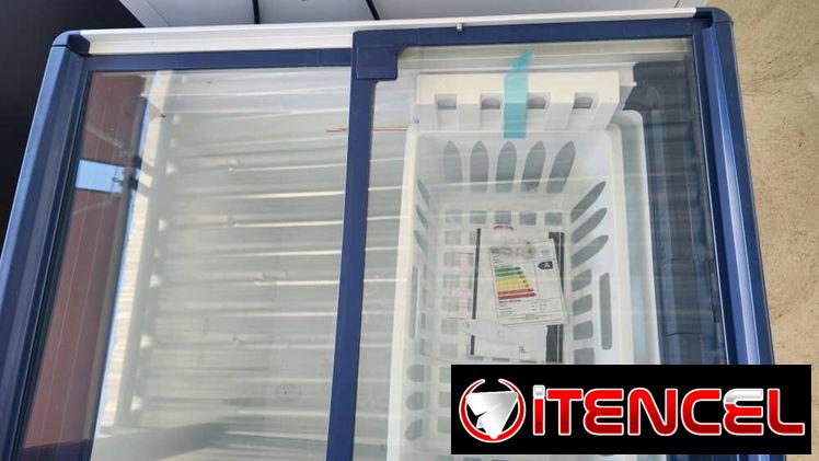 Nevera Exhibdora heladera de 11 pies