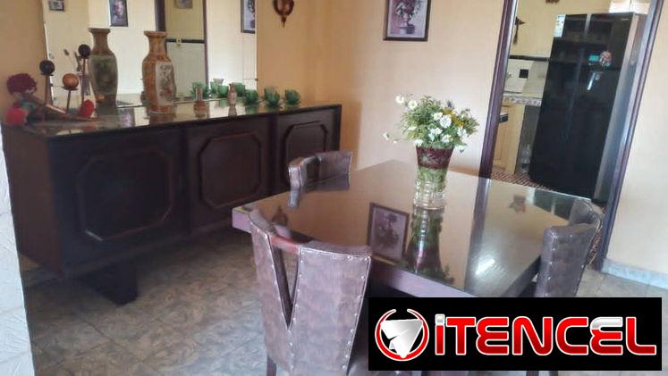 ‼️VENTA APARTAMENTO EXTERIOR 2DO PISO 2/4  BALCÓN A LA CALLE 44 Y 23‼️