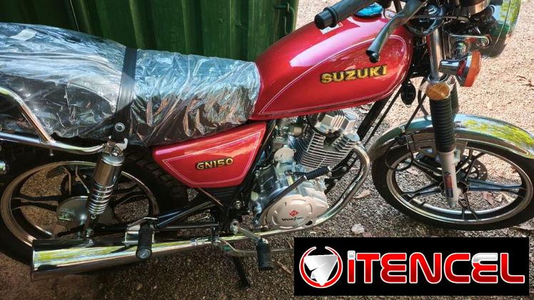 Moto de combustión Suzuki GN150