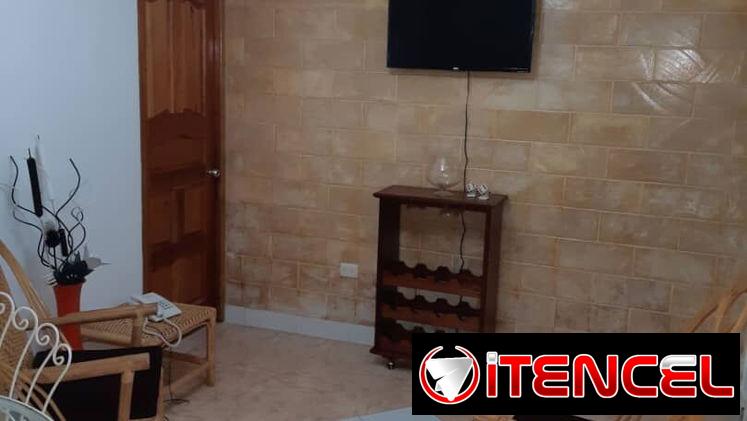 Se permuta dentro del vedado. Yo doy vuelto. Busco ampliarme o mejorar en zona. Apto capitalista. Llegar  vivir. Dos hab