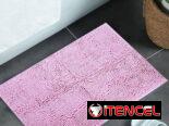 Alfombra de chenilla. (dh)