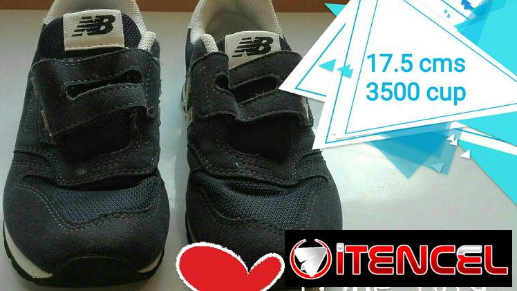 Zapatos excelente estado para varoncito de 3-6 años