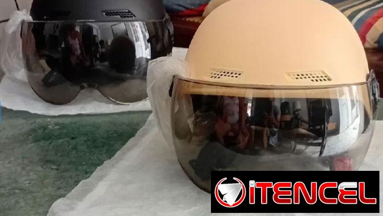Cascos para moto modelo jet con visor móvil y desmontable
