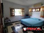 Casa independiente con piscina