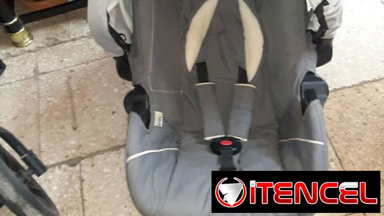 Coche para bebe bien cuidado