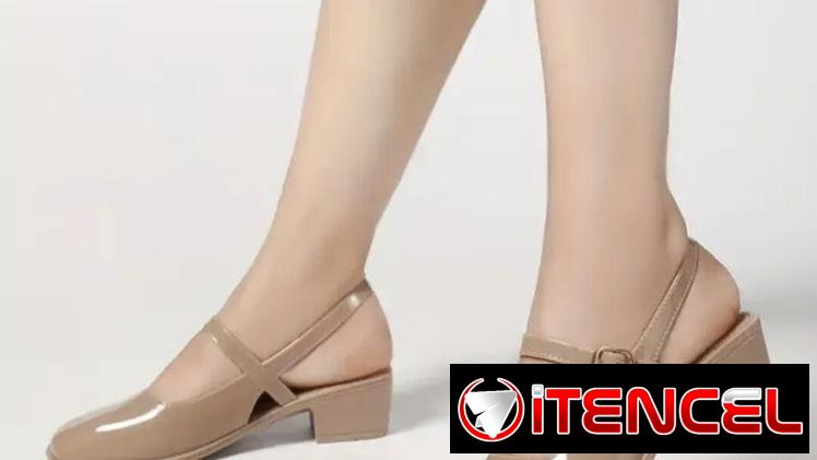 Sandalias de tacón cuadrado de moda