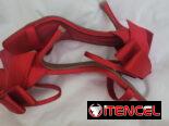 Zapatos rojos de tacón alto