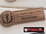 PERSONALIZADOS GAFETES PLACAS CHAPILLA DE IDENTIFICACIÓN PARA MÉDICOS PERSONAL DE LA SALUD