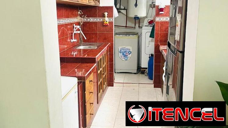Venta de apto de 3 cuartos en Playa
